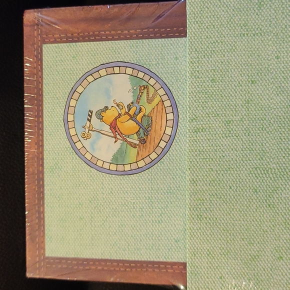 Winnie the Pooh stationery set - Picture 3 of 3